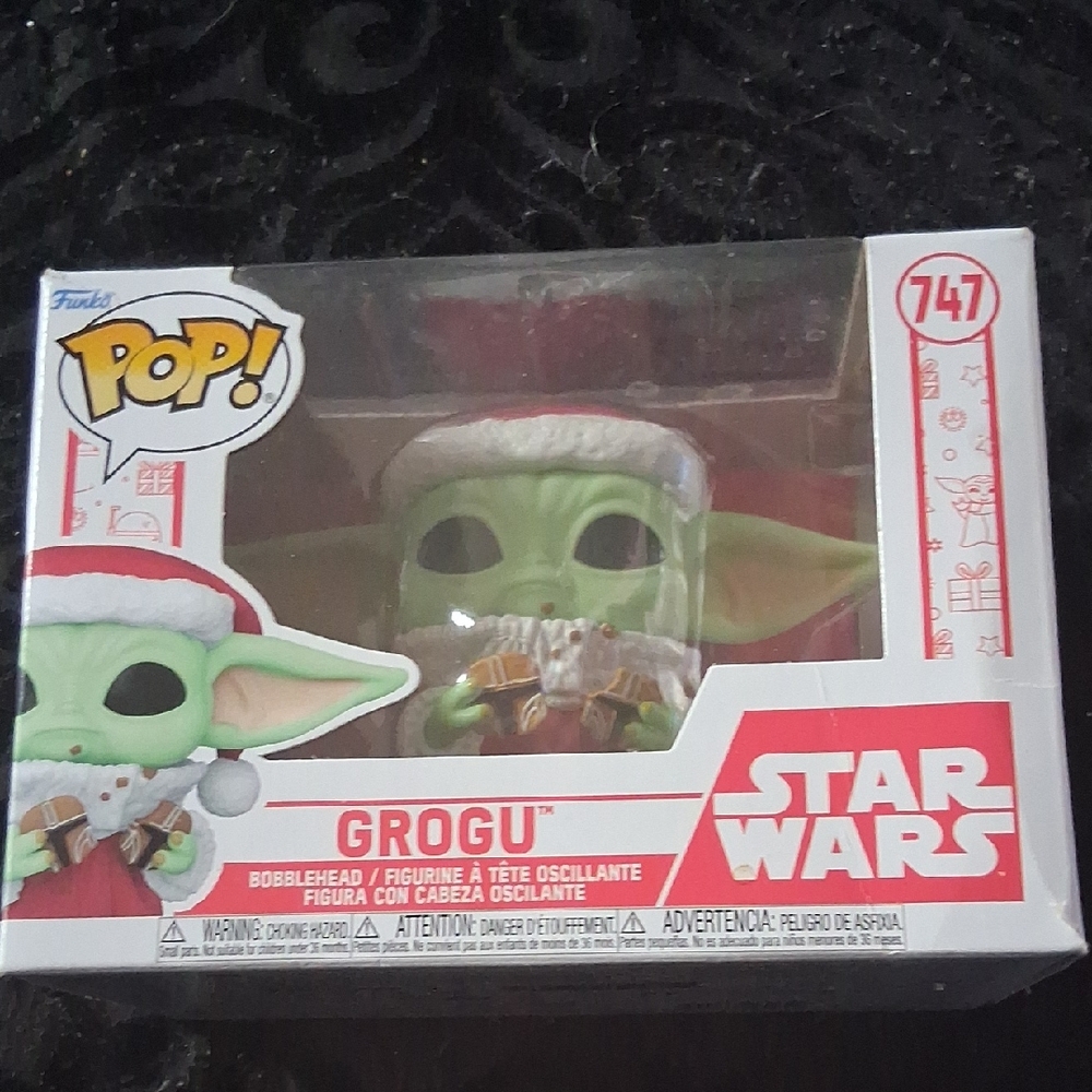 Funko Pop Grogu in Holiday Outfit